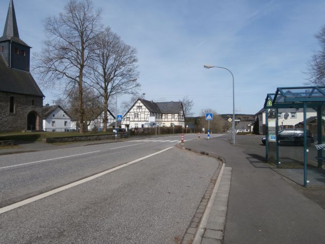 Der Bereich an der Kirche in Losheim bleibt auch nach der Sanierung der Straße ein Problem! Quelle: Privat